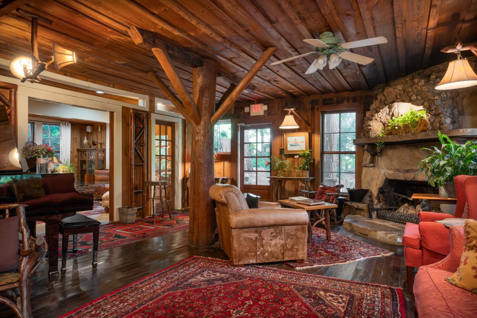 Lake Rabun Hotel – Visit Sky Valley